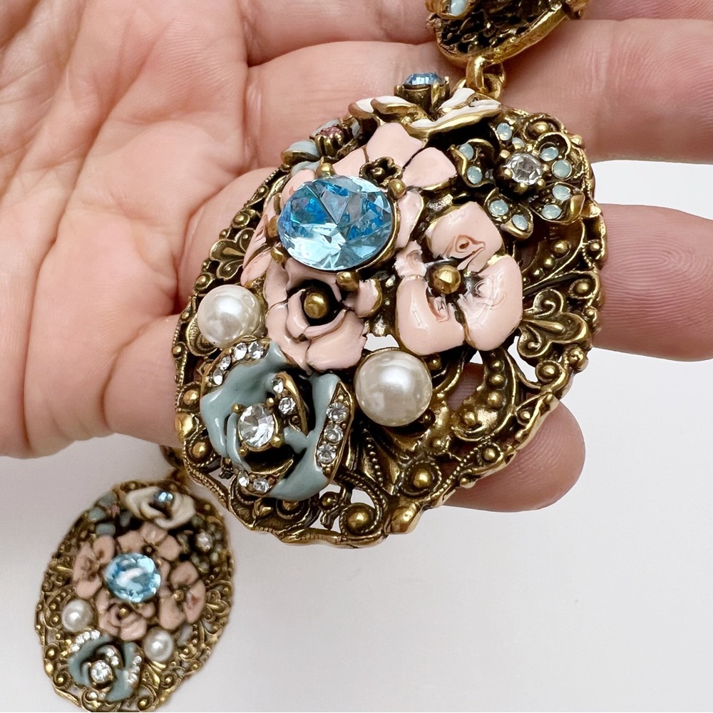 Oscar de la Renta Baroque Goldtone Enamel Floral Crystal Drop Clip On Earrings - Picture 6 of 11